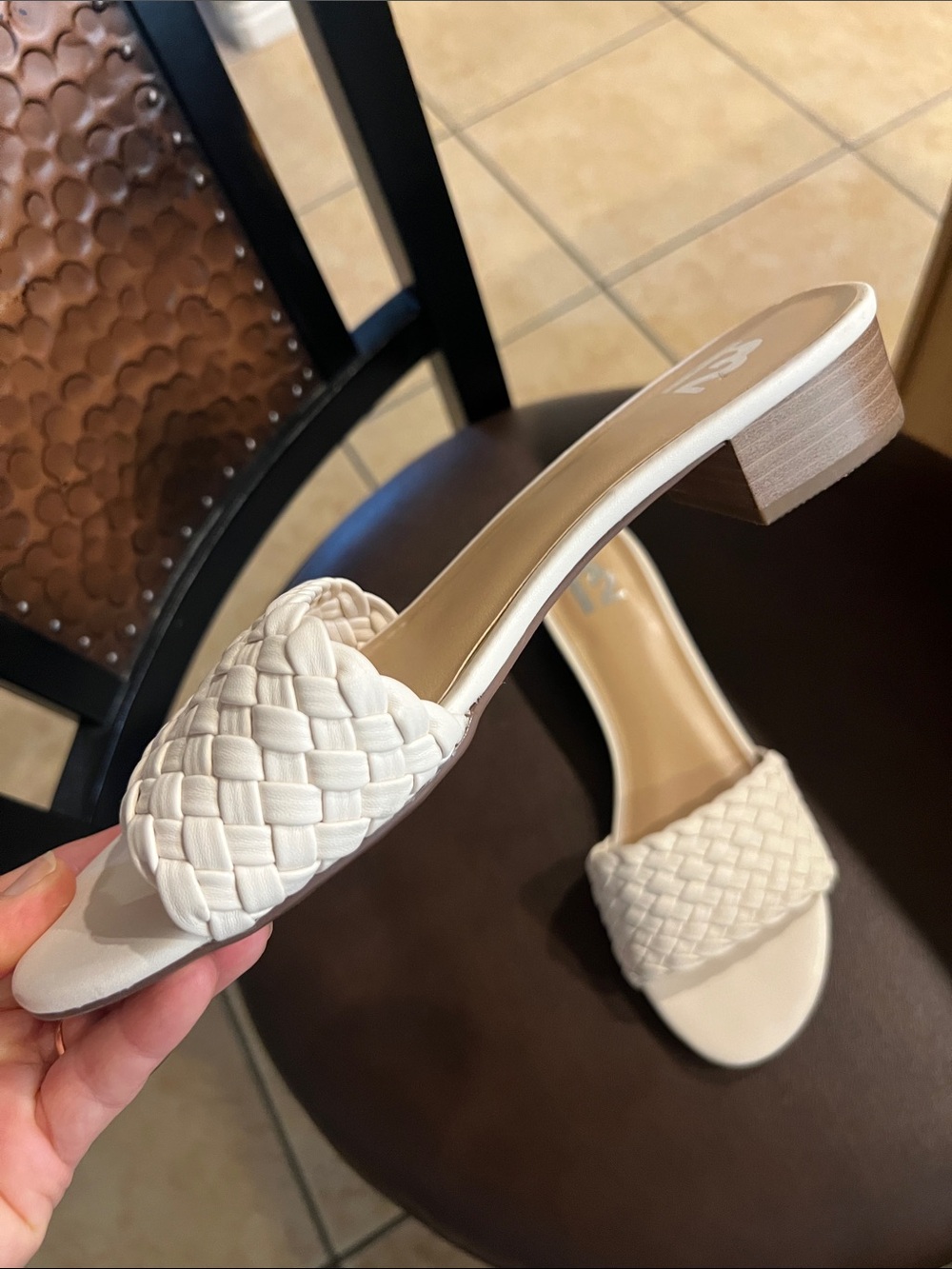 Sandals - Picture 2 of 3
